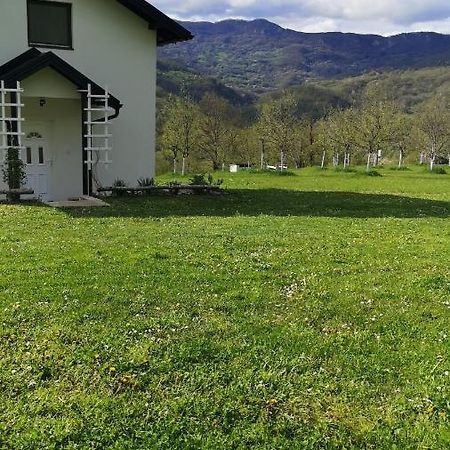 Camp Maglic Hotell Tjentiste Exteriör bild